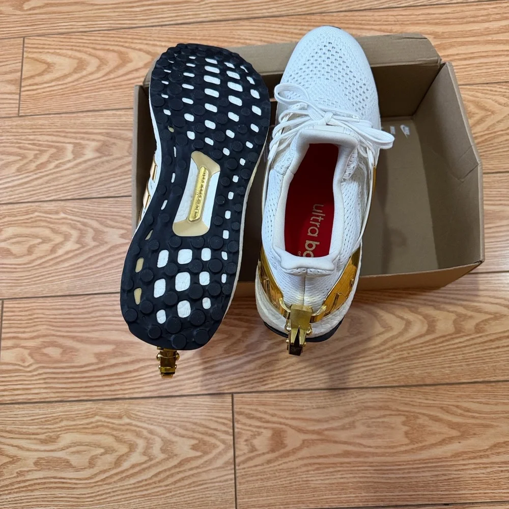 Adidas White and Metallic Gold Running Shoes - Picture 8 of 8